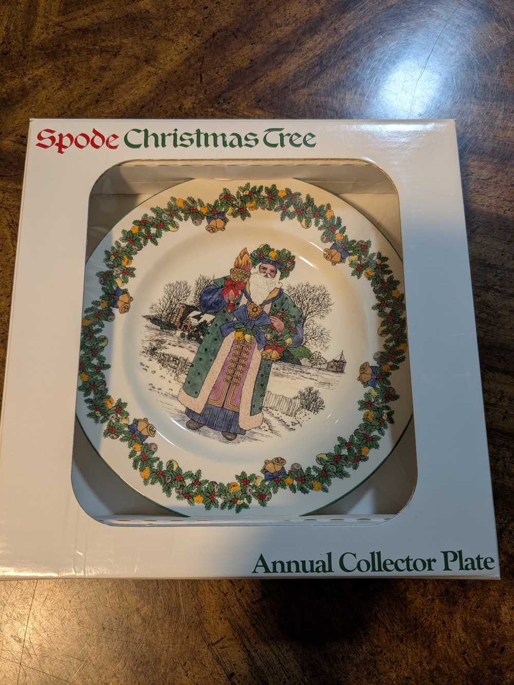Spode Santas Around the World Plate First in Series NIB